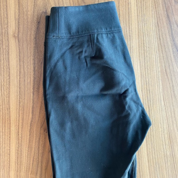 Babaton Green Pant - Picture 2 of 3